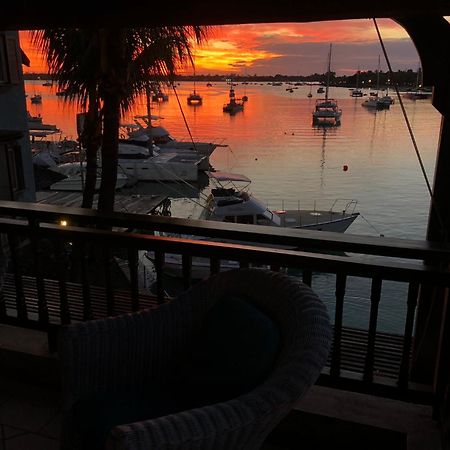 Grand Baie Beach Penthouse Esterno foto