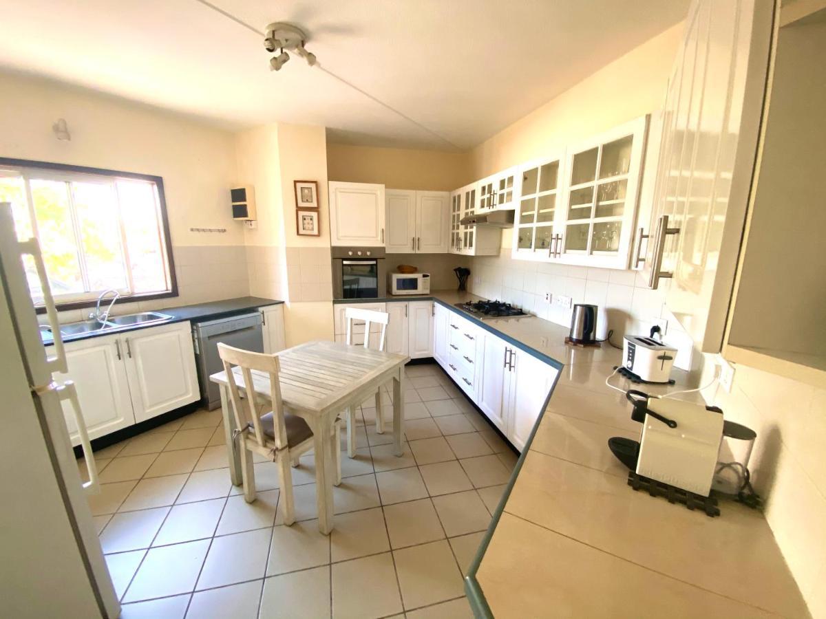 Grand Baie Beach Penthouse Esterno foto