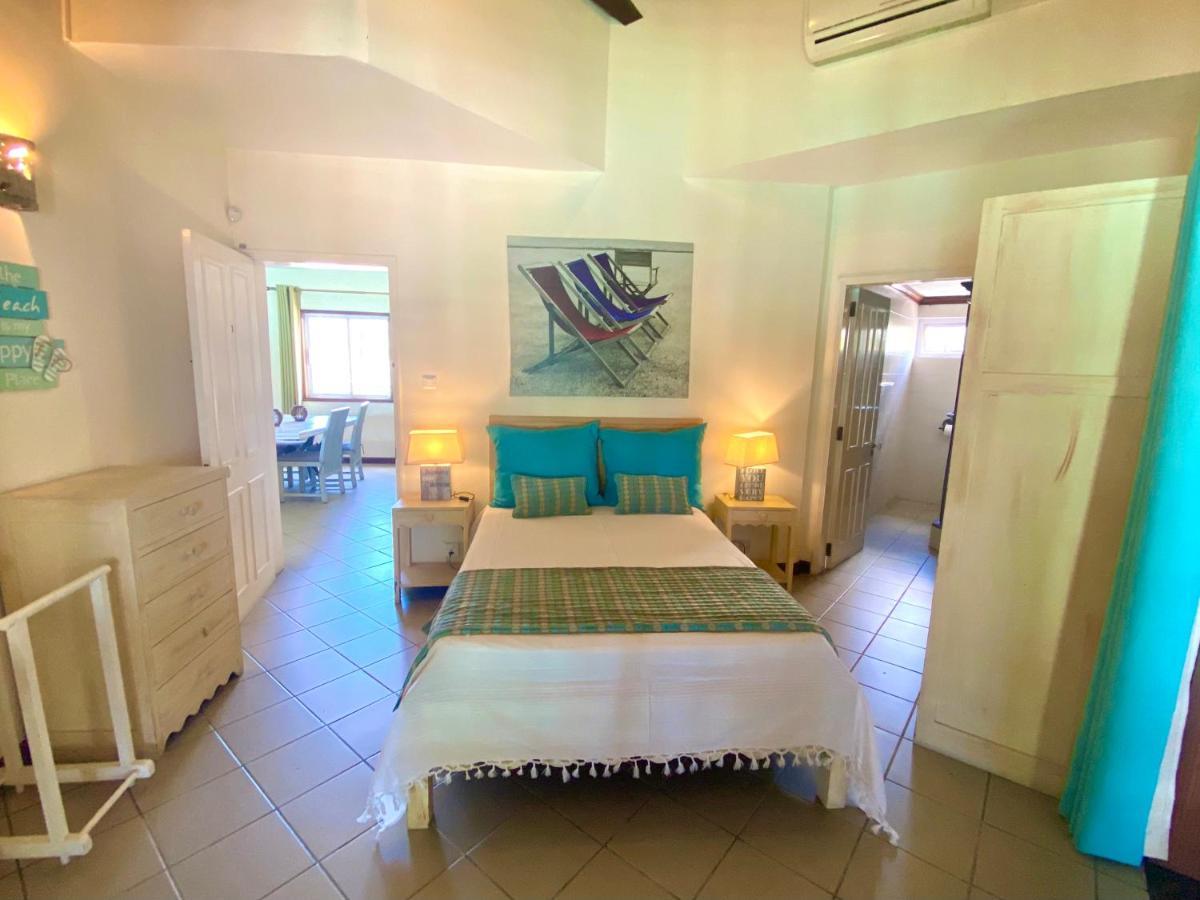 Grand Baie Beach Penthouse Esterno foto