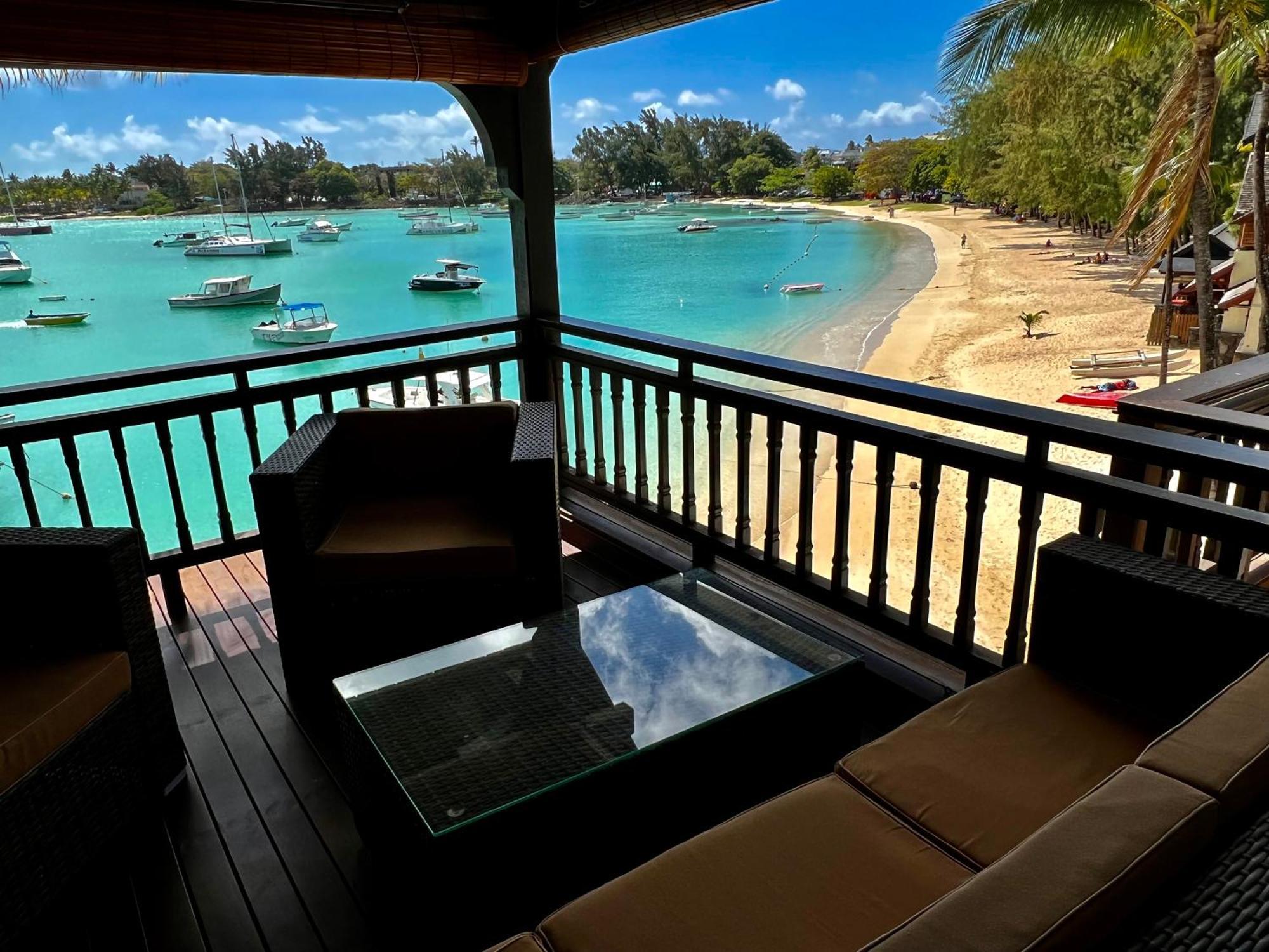 Grand Baie Beach Penthouse Esterno foto